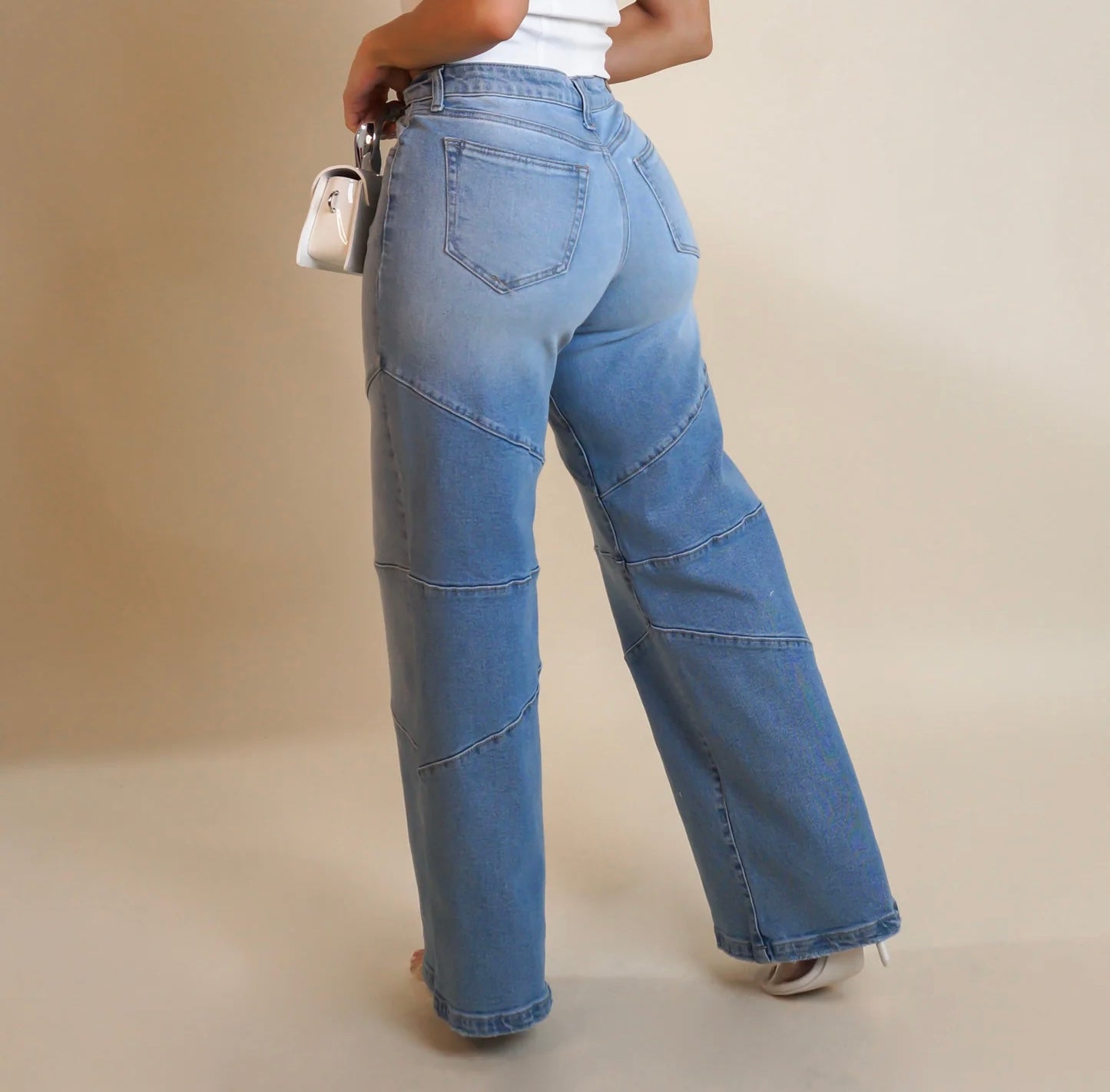 Devoted To Me Jeans - Light Wash